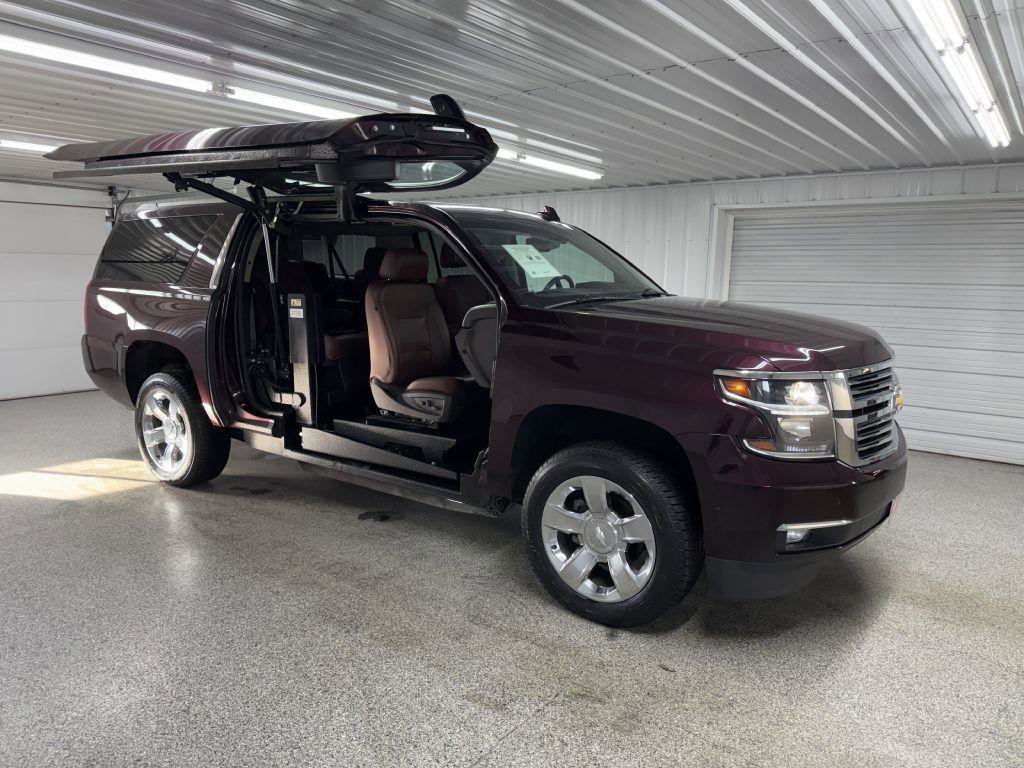 Used 2017 Chevrolet Suburban Premier image 7