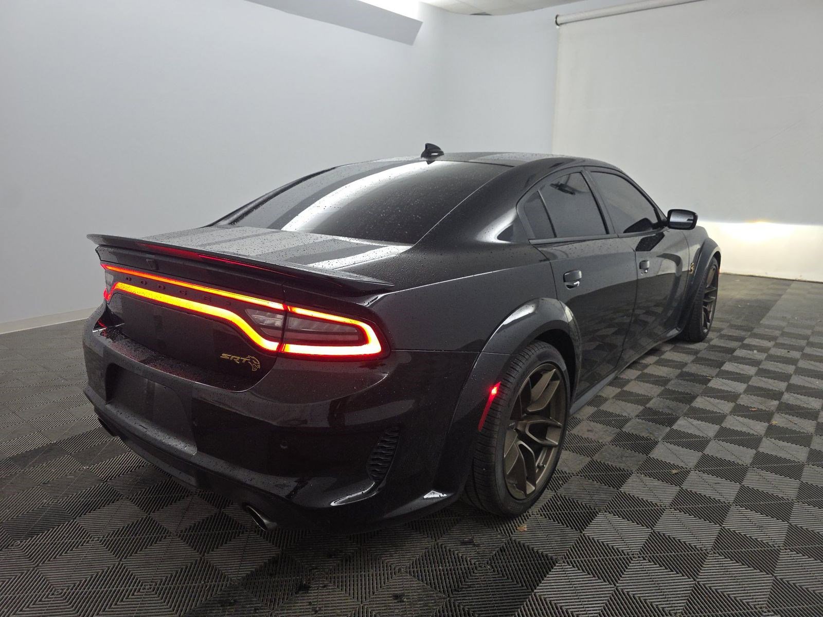 Used 2021 Dodge Charger SRT Hellcat RWD image 5