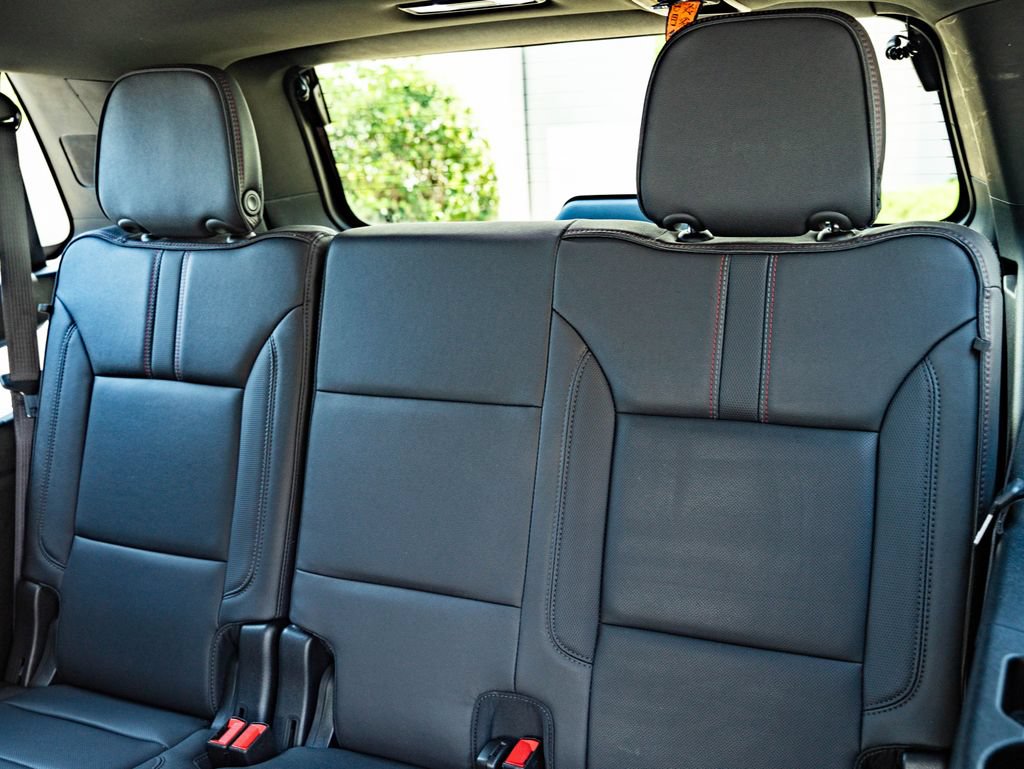 Used 2022 Chevrolet Tahoe RST w/ Luxury Package AWD/4WD image 44
