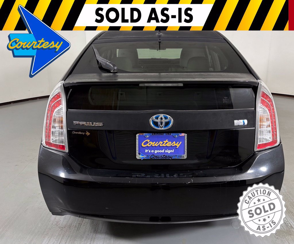 Used 2014 Toyota Prius Two w/ Preferred Accessory Package FWD image 7