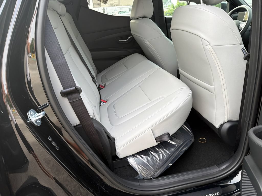 New 2027 Hyundai Santa Cruz SEL FWD image 15
