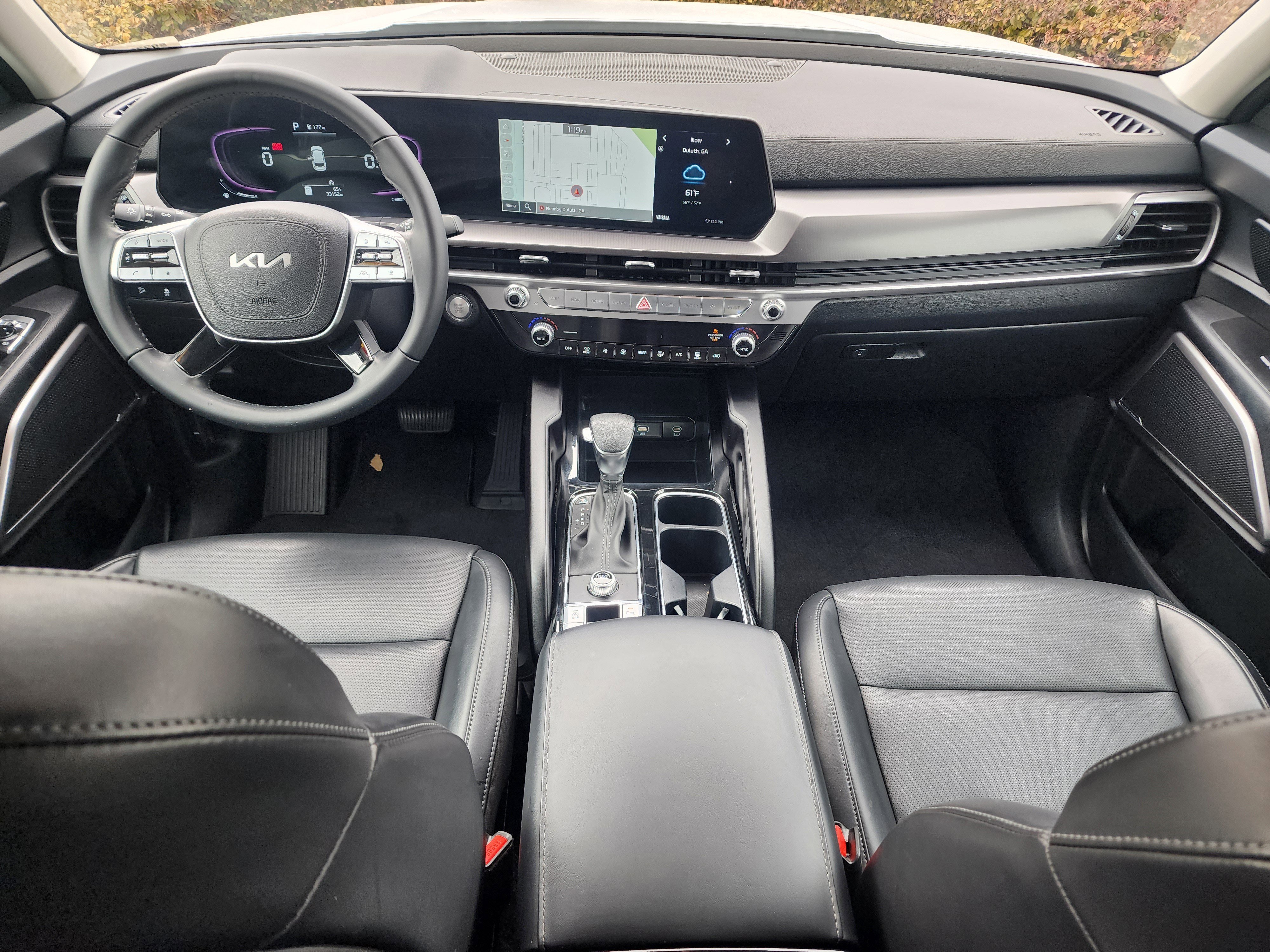 Used 2024 Kia Telluride LX image 17