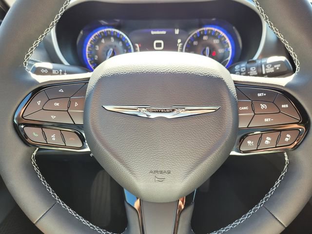 New 2026 Chrysler Pacifica Select w/ S Appearance Package FWD image 24