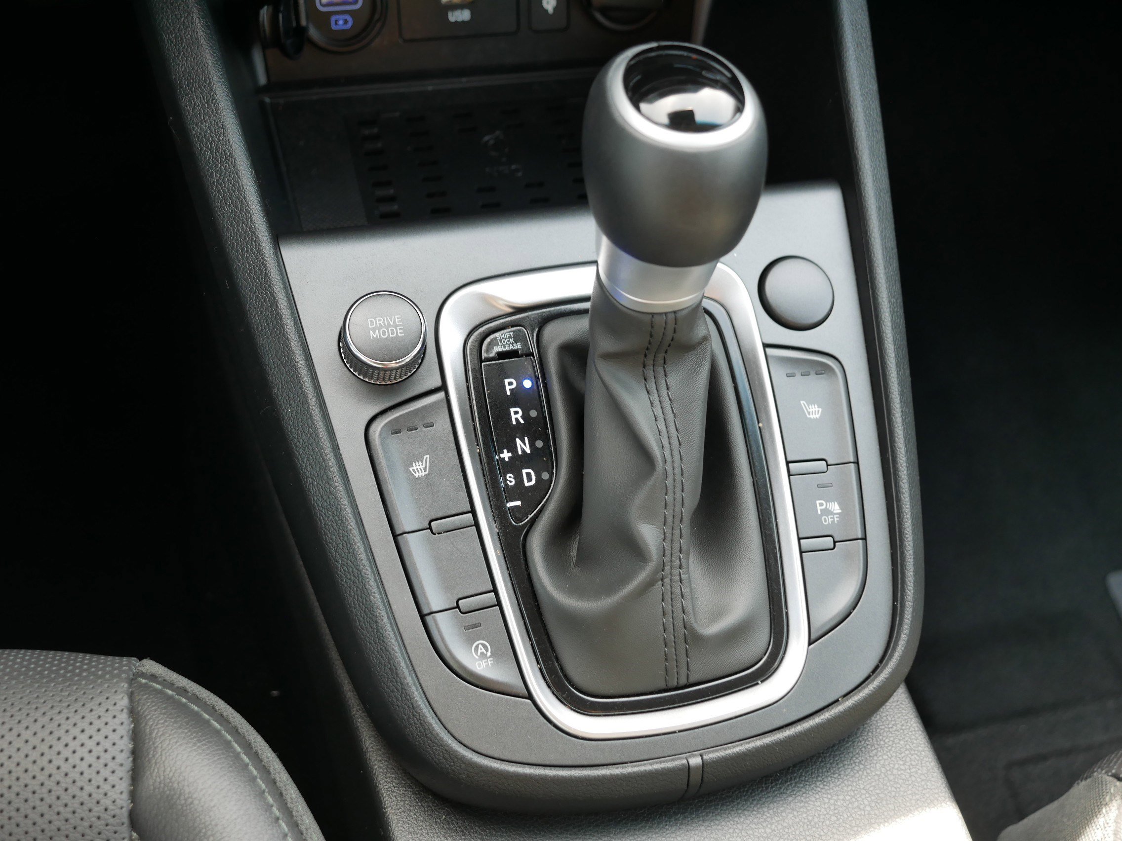 Certified 2023 Hyundai Kona Limited image 24