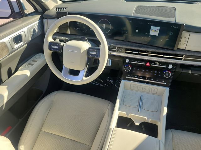 Used 2024 Hyundai Santa Fe Limited image 17