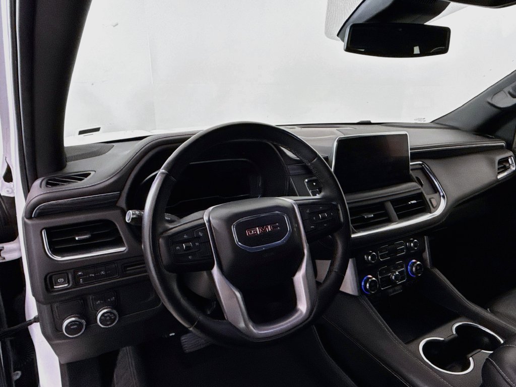 Used 2024 GMC Yukon SLT RWD image 9