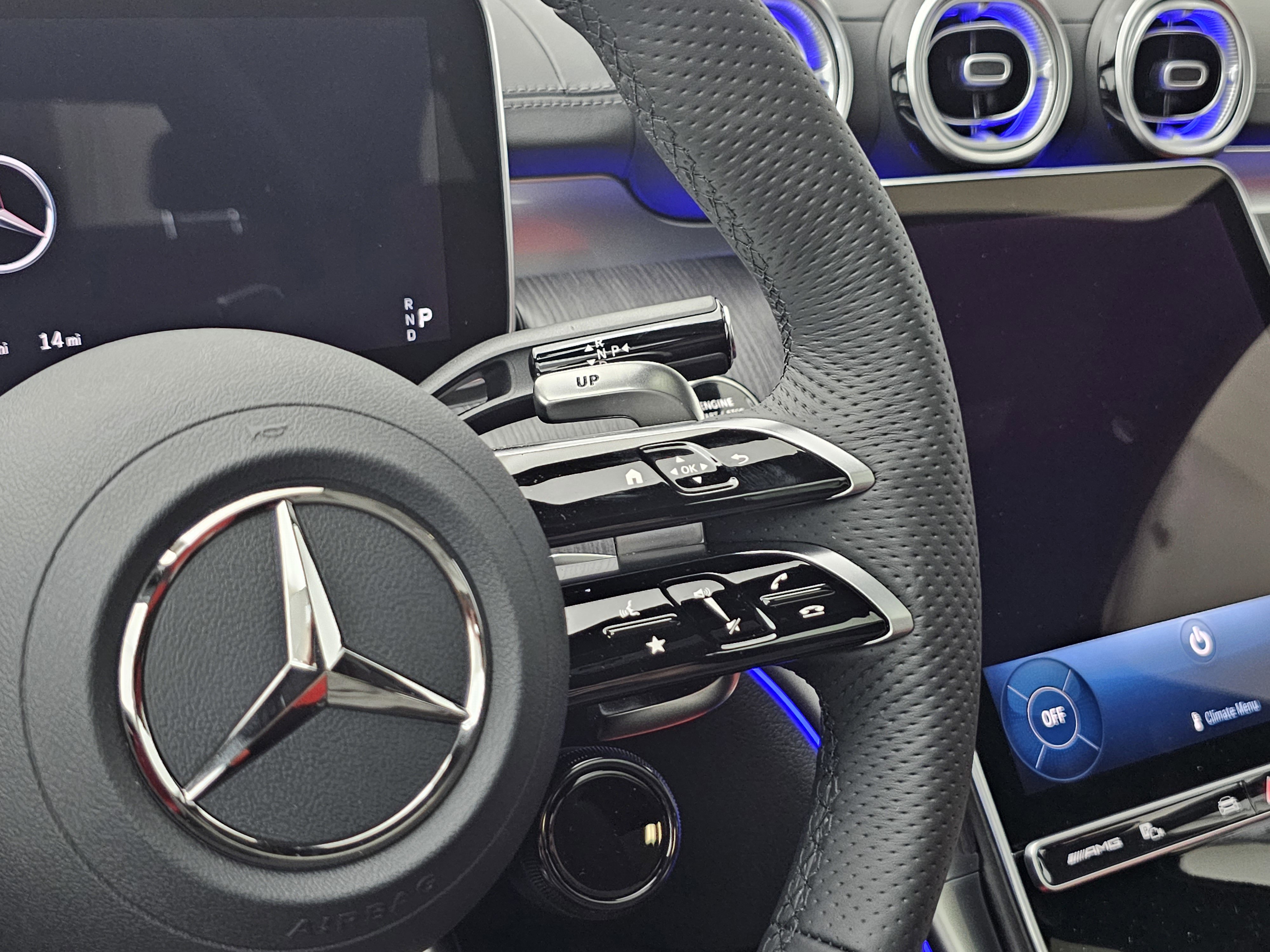 New 2026 Mercedes-Benz C 43 AMG 4MATIC Sedan image 39