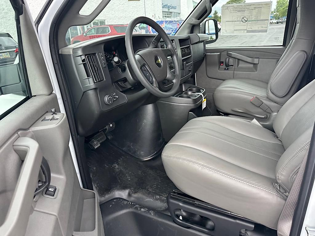 New 2025 Chevrolet Express 3500 Extended w/ Driver Convenience Package RWD image 14