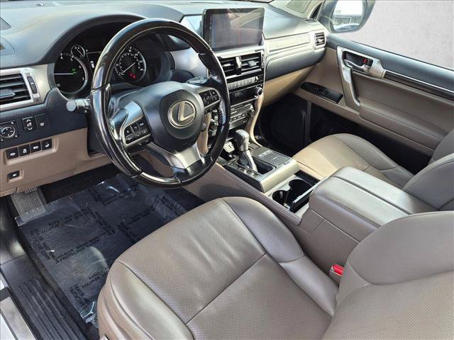 Used 2022 Lexus GX 460 Premium w/ Premium Package AWD/4WD image 10