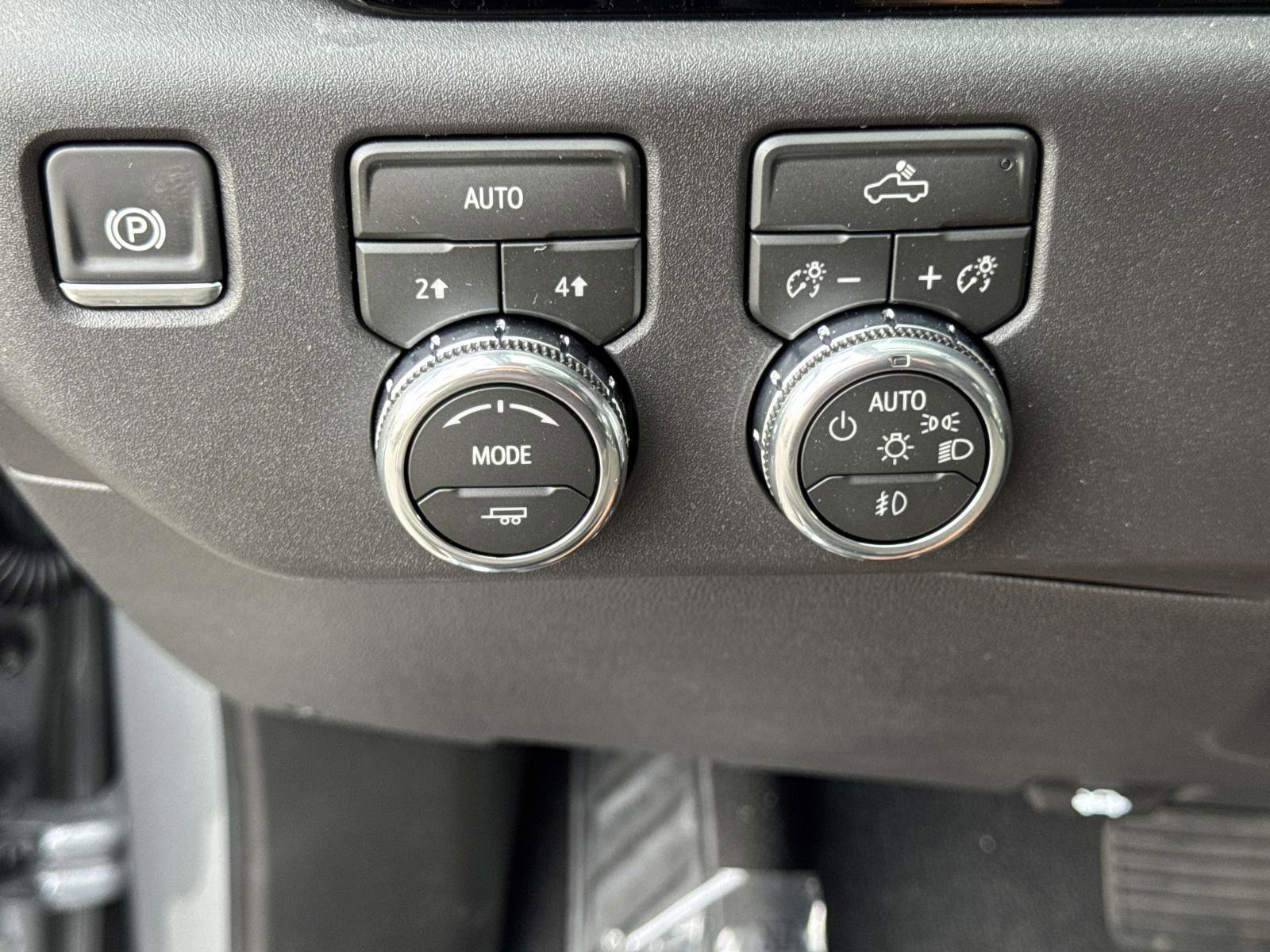 New 2026 GMC Sierra 1500 Elevation image 19