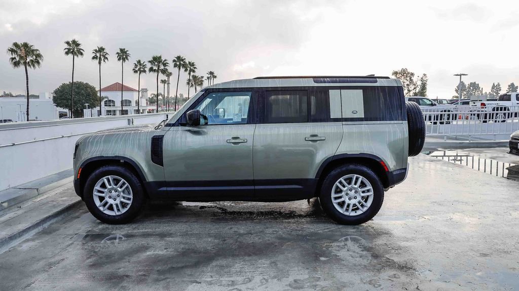 Used 2024 Land Rover Defender 110 S image 14