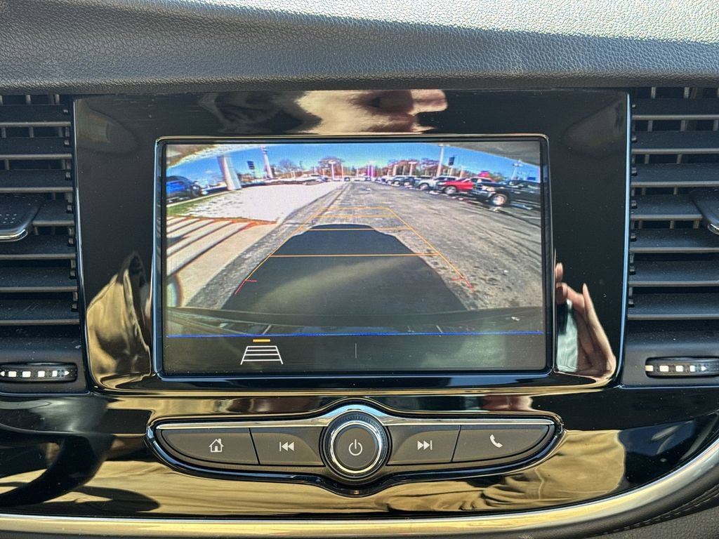 Certified 2022 Buick Encore Preferred image 14