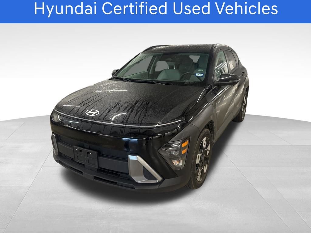 Certified 2025 Hyundai Kona SEL FWD image 2
