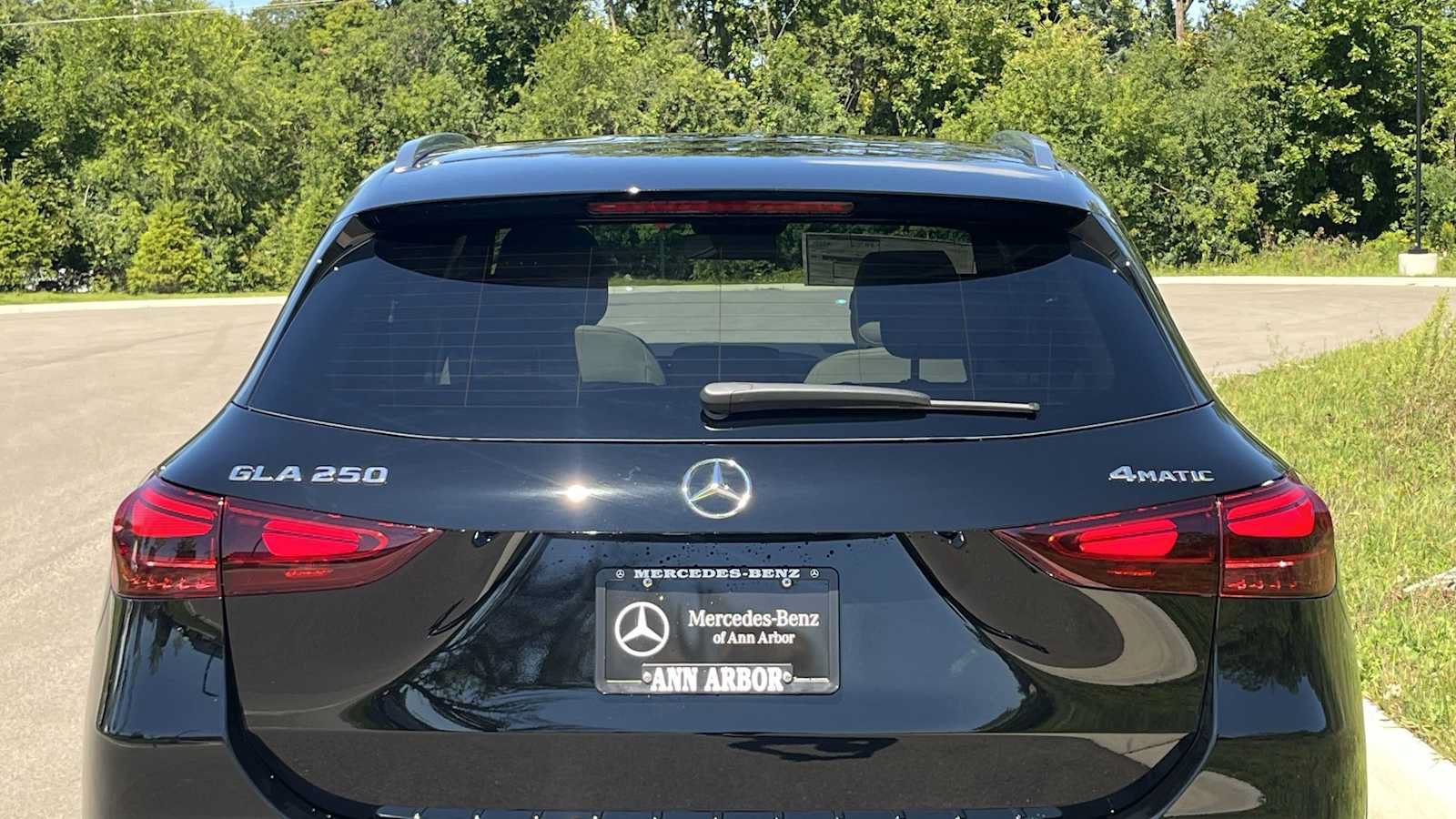 New 2026 Mercedes-Benz GLA 250 4MATIC image 18
