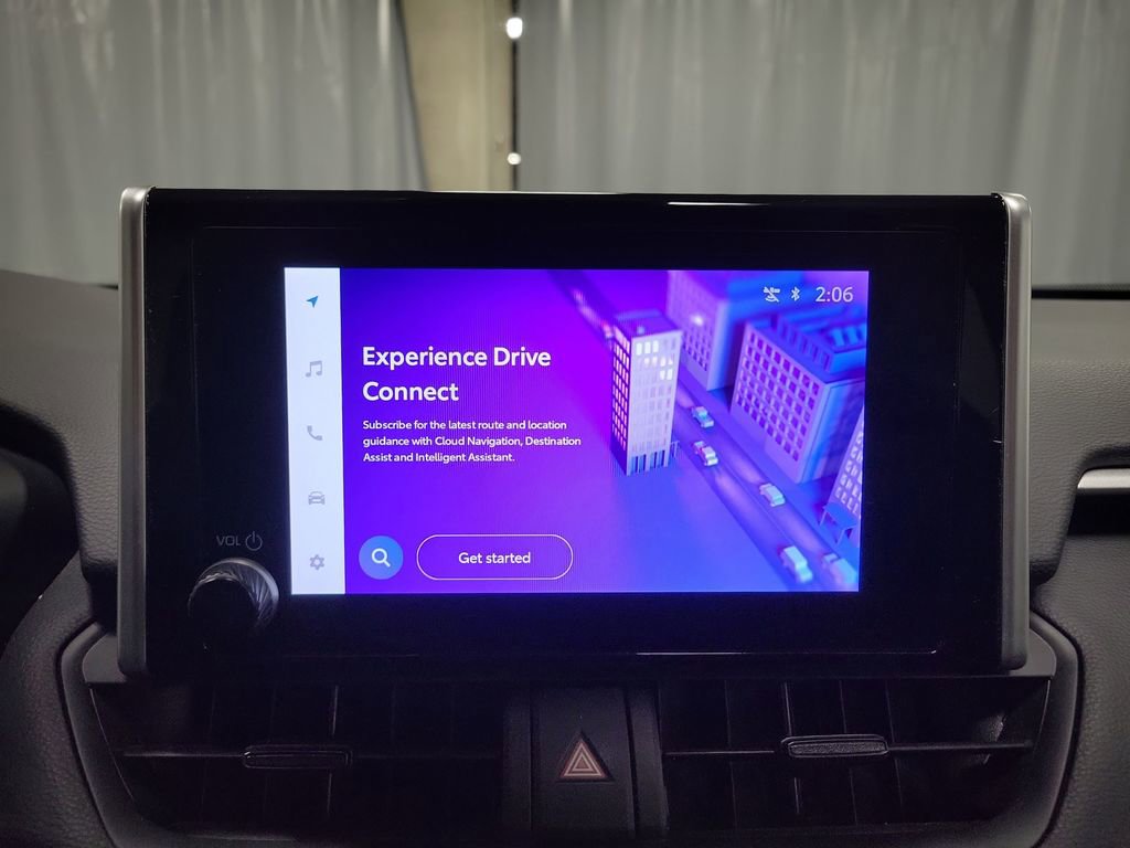 Used 2024 Toyota RAV4 LE image 18