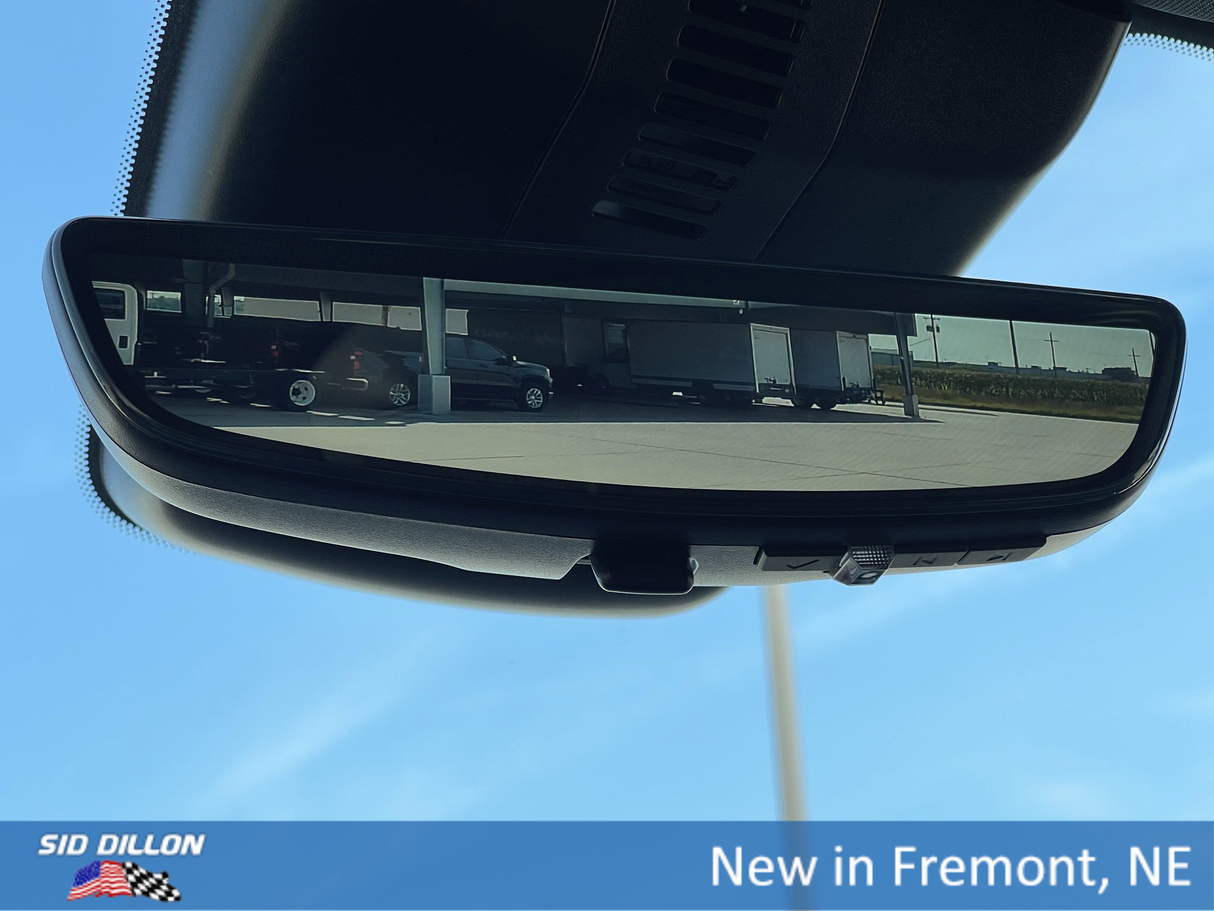 New 2026 GMC Acadia Elevation image 8