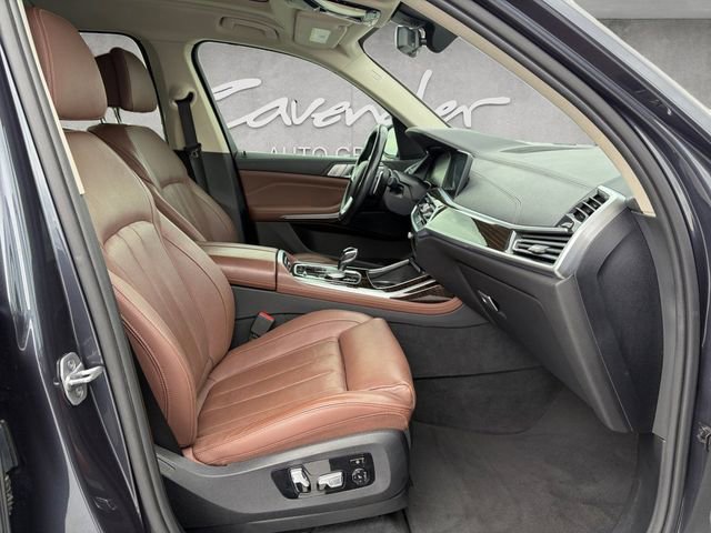 Used 2019 BMW X7 xDrive40i w/ Luxury Seating Package image 24