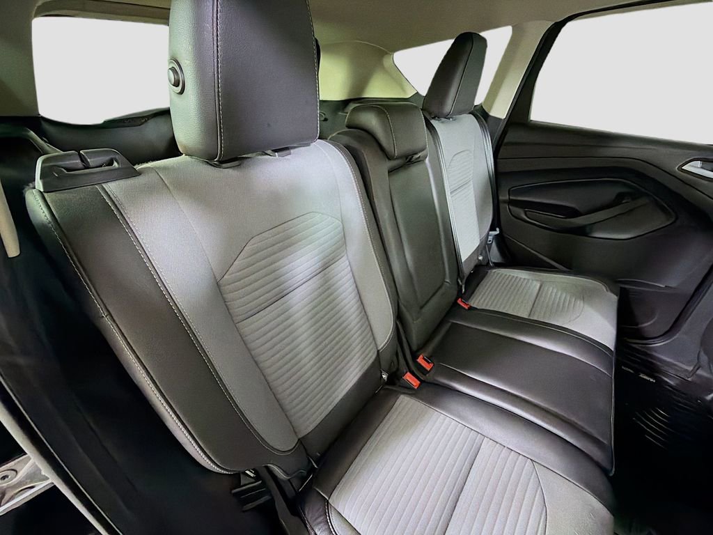 Used 2019 Ford Escape SE image 26