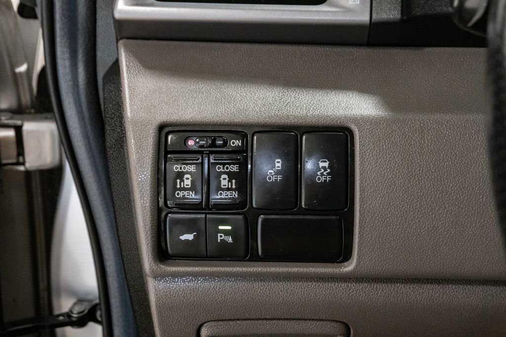 Used 2011 Honda Odyssey Touring image 13