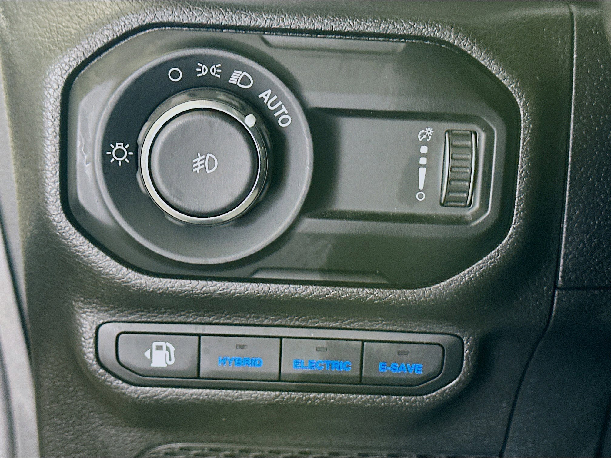 Used 2023 Jeep Wrangler Unlimited Rubicon 4xe w/ Cold Weather Group image 16