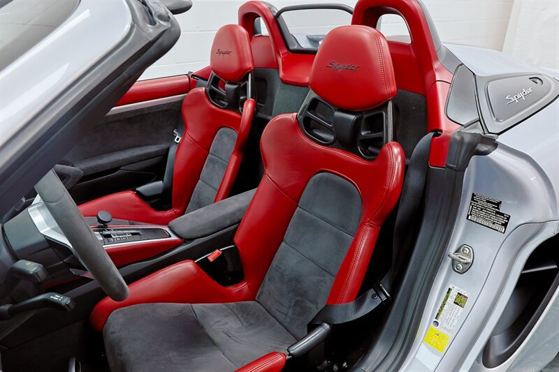 Used 2016 Porsche Boxster Spyder RWD image 74