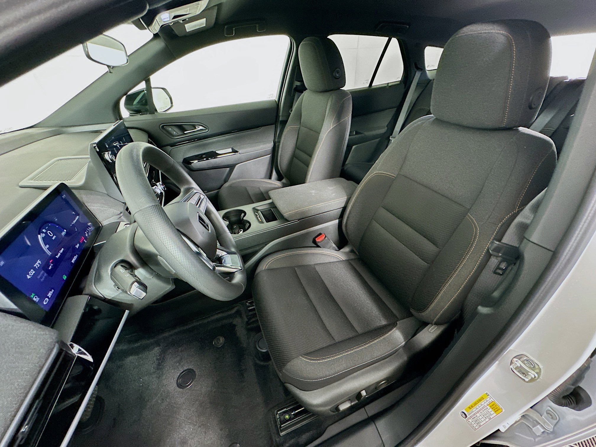 Used 2025 Honda Prologue EX image 13