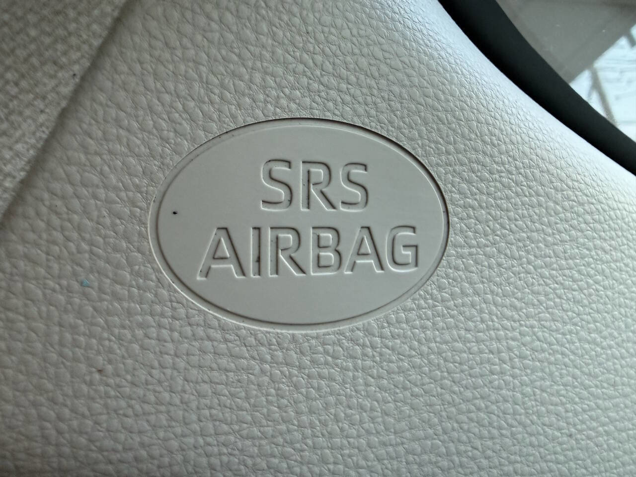 Used 2020 Toyota Corolla LE image 23