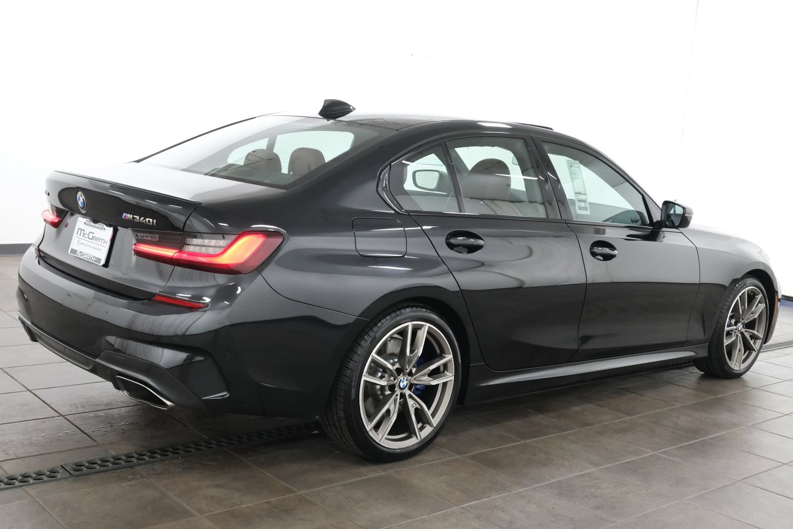 Used 2022 BMW M340i xDrive w/ Premium Package AWD/4WD image 5
