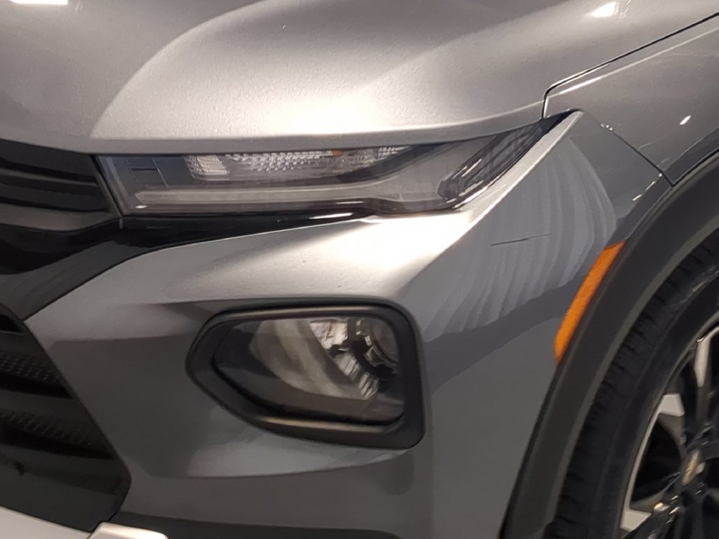 Used 2021 Chevrolet TrailBlazer LT w/ Convenience Package AWD/4WD image 14