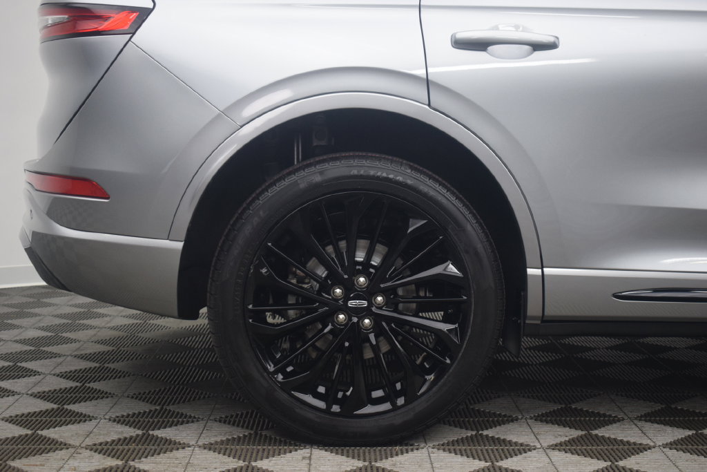 Used 2023 Lincoln Corsair Reserve w/ Equipment Group 201A AWD/4WD image 26