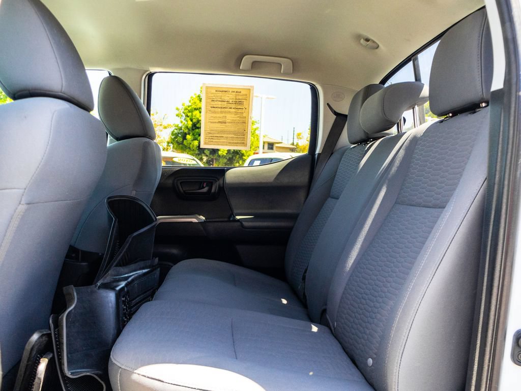 Used 2019 Toyota Tacoma SR5 w/ Exterior Package RWD image 18