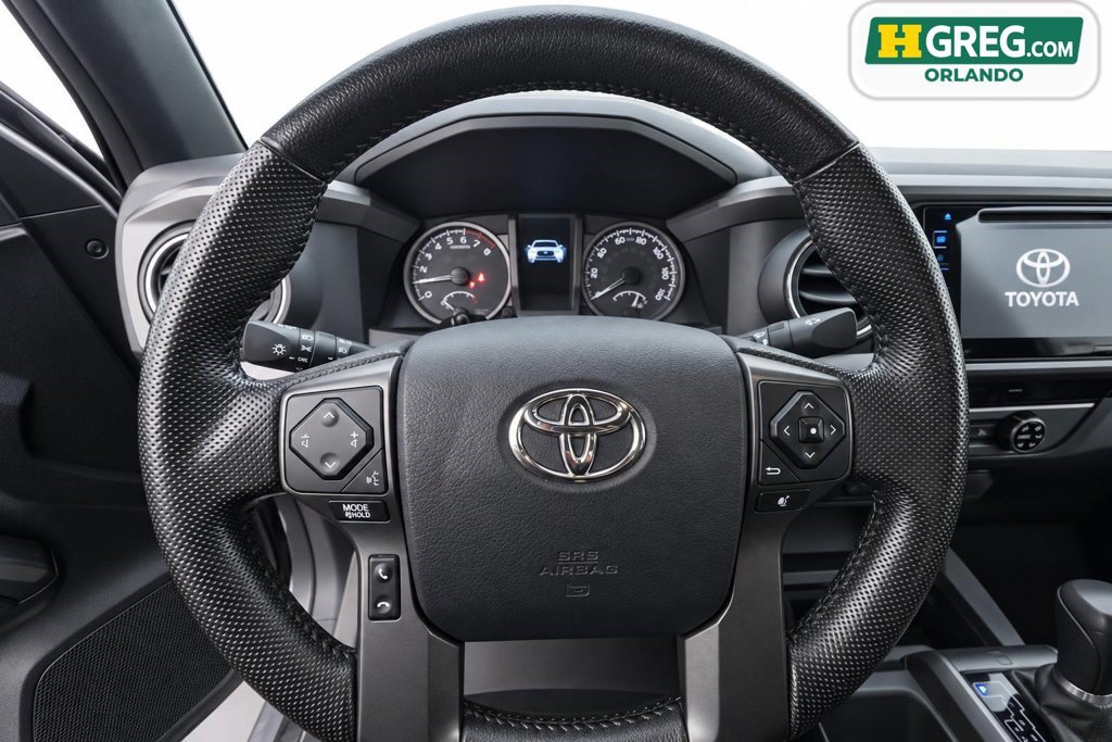 Used 2016 Toyota Tacoma TRD Sport w/ Towing Package AWD/4WD image 13
