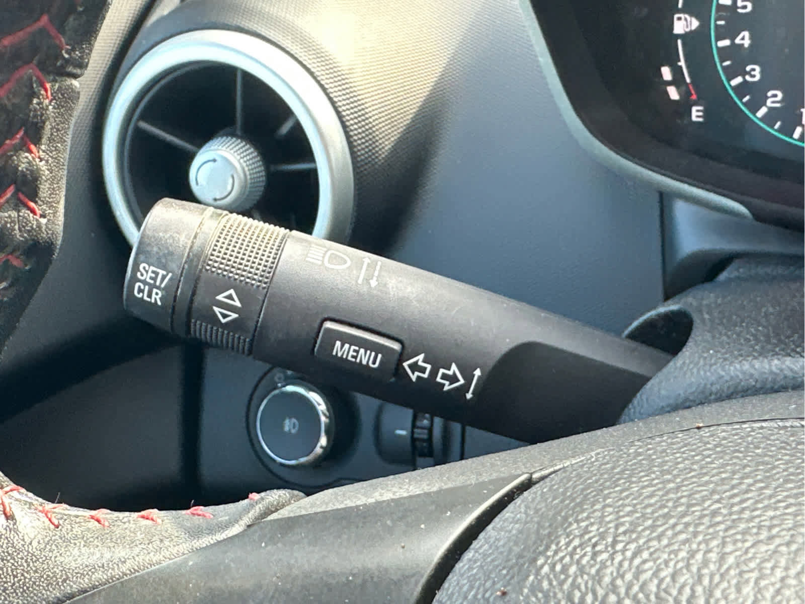 Used 2020 Chevrolet Sonic LT w/ Convenience Package image 27