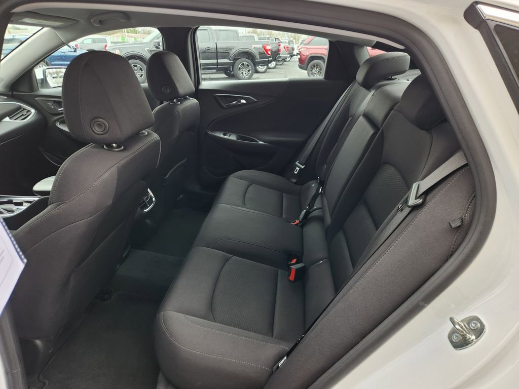 Used 2023 Chevrolet Malibu LT FWD image 14
