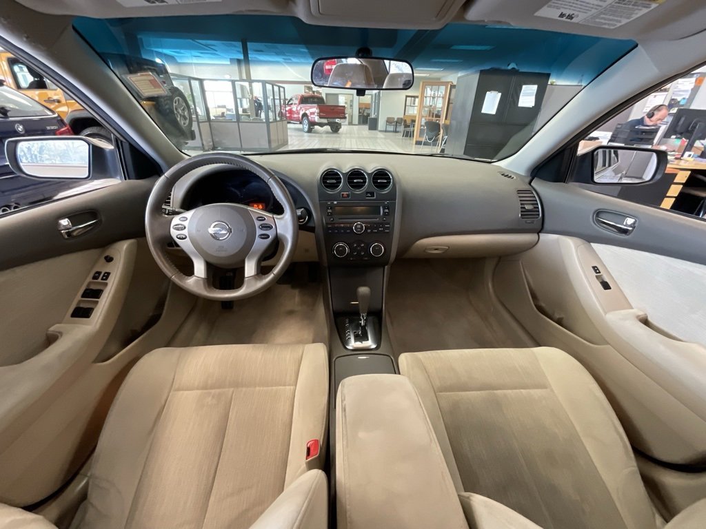 Used 2012 Nissan Altima 2.5 S w/ Special Edition Pkg image 8