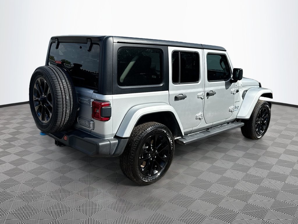 Certified 2023 Jeep Wrangler Unlimited Sahara AWD/4WD image 6