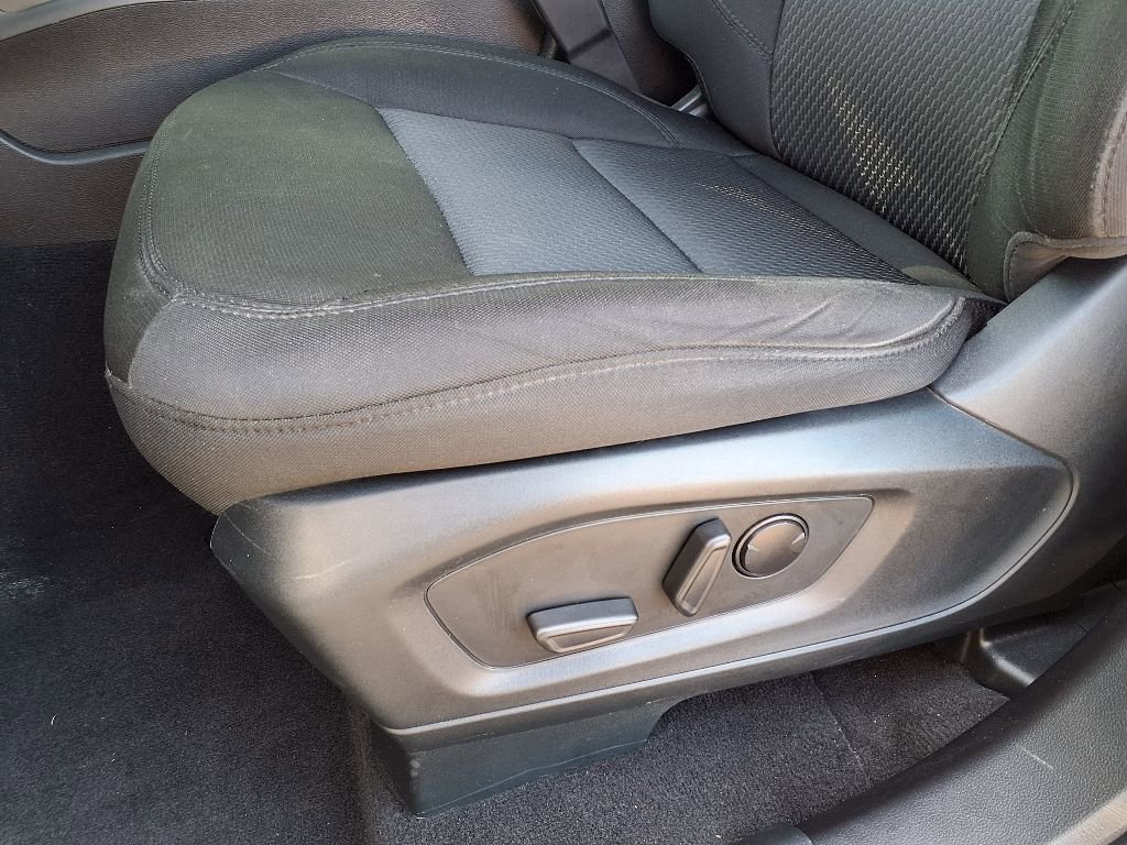 Certified 2023 Ford Explorer XLT w/ Class IV Trailer Tow Package image 8