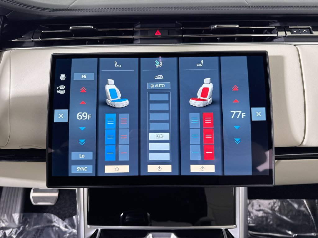 New 2026 Land Rover Range Rover SE AWD/4WD image 18