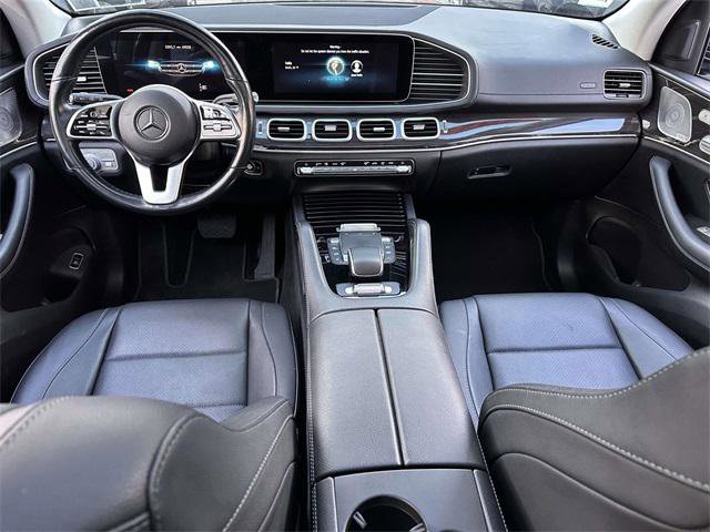 Used 2023 Mercedes-Benz GLS 450 4MATIC image 15