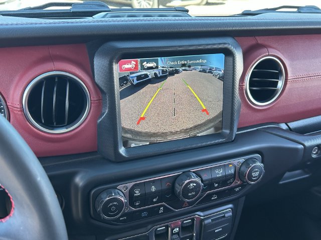 Used 2023 Jeep Wrangler Unlimited Rubicon 4xe AWD/4WD image 29