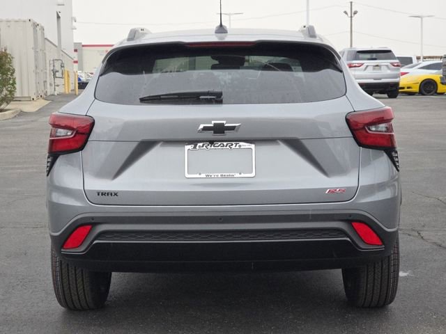 New 2026 Chevrolet Trax RS w/ Sunroof Package FWD image 22