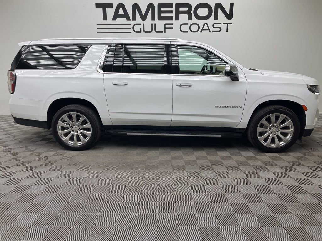 Used 2021 Chevrolet Suburban Premier w/ Premium Package image 4
