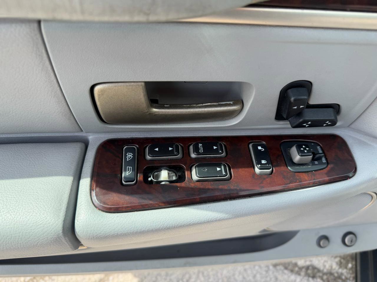 Used 2007 Lincoln Town Car Signature RWD image 14