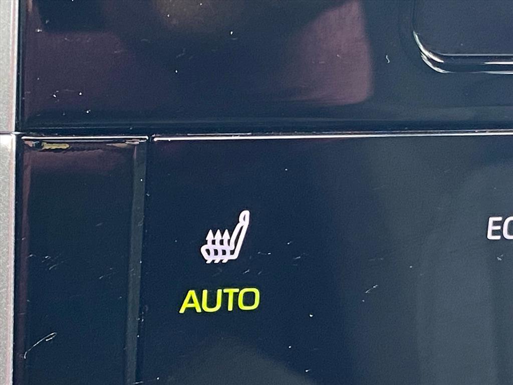 Used 2024 Subaru Solterra AWD/4WD image 16