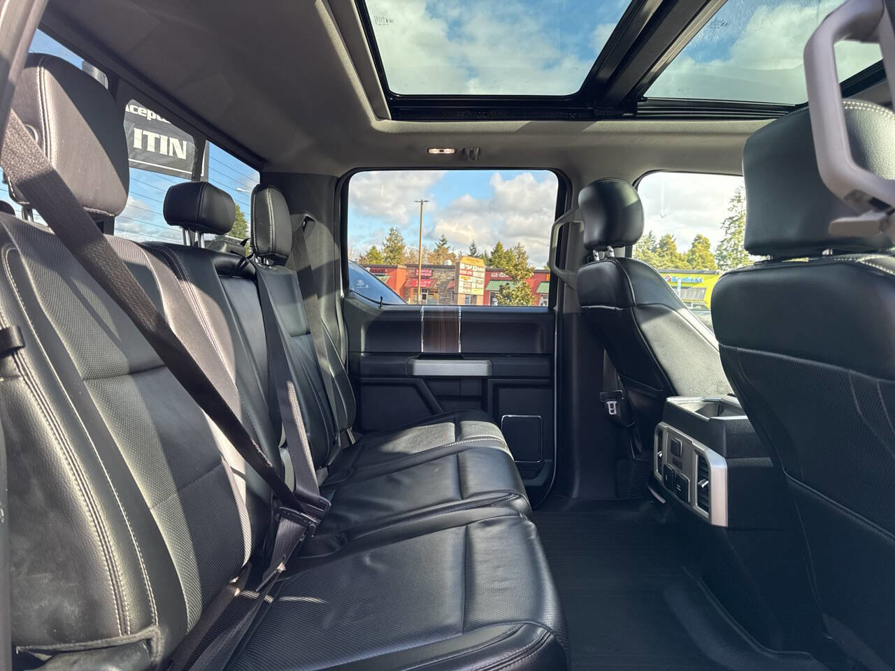 Used 2017 Ford F150 Lariat w/ Equipment Group 502A Luxury image 13