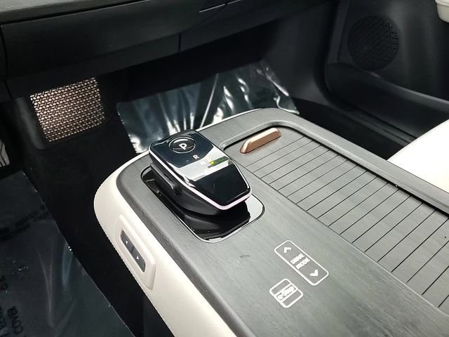 Used 2023 Nissan Ariya AWD image 24