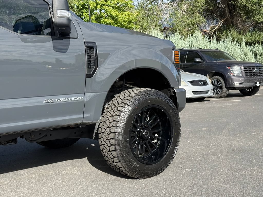 Used 2021 Ford F350 Lariat AWD/4WD image 7