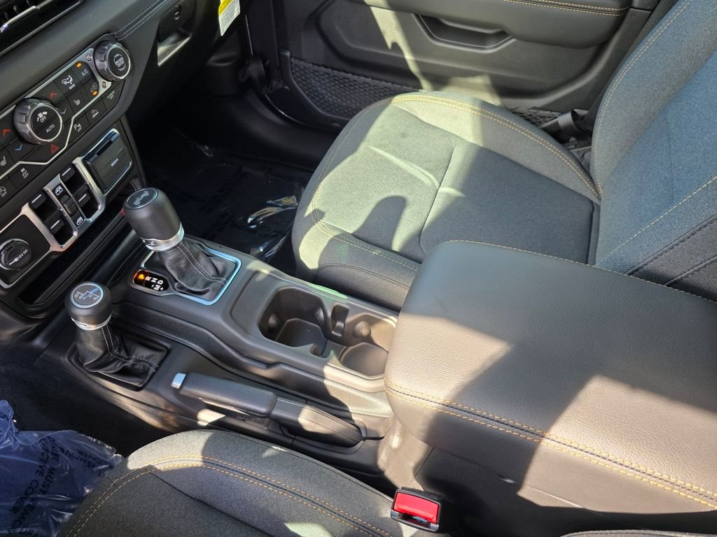 New 2025 Jeep Wrangler Sahara w/ Safety Group image 22
