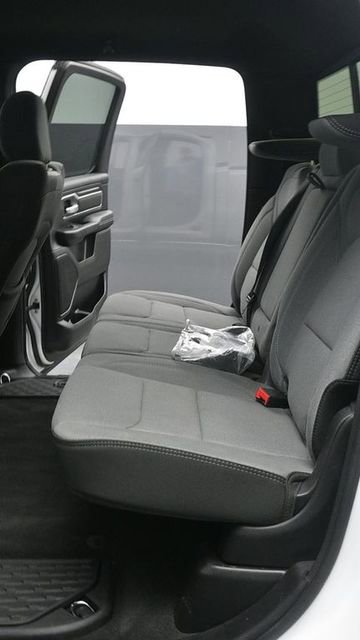 Used 2023 RAM 1500 Big Horn AWD/4WD image 16