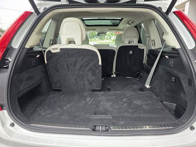 Used 2023 Volvo XC90 B5 Core AWD/4WD image 28